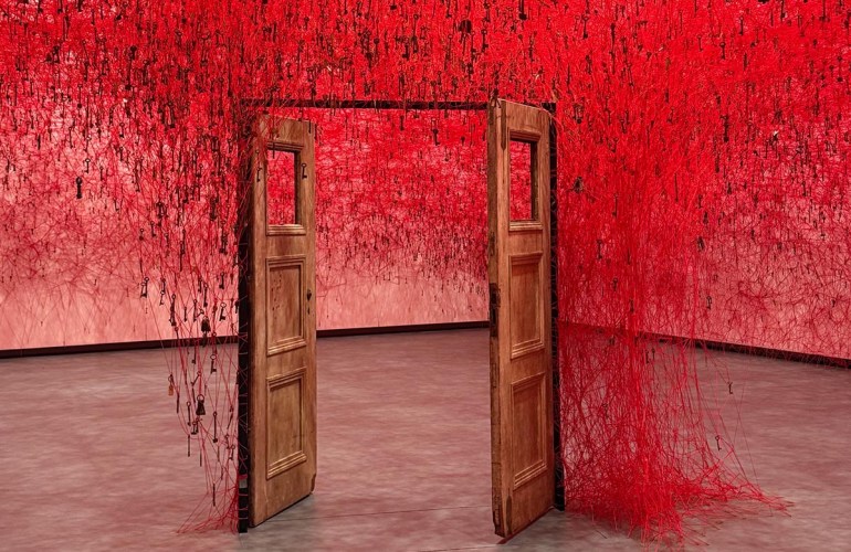 Chiharu Shiota Threads of Life